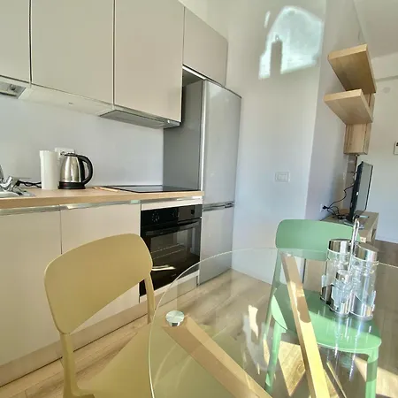 Metro S&m Home, Moderno E Confortevole Con Metro M3 Sotto Casa ミラノ