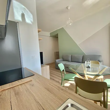 アパート Metro S&m Home, Moderno E Confortevole Con Metro M3 Sotto Casa ミラノ