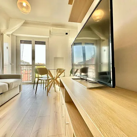 Metro S&m Home, Moderno E Confortevole Con Metro M3 Sotto Casa ミラノ
