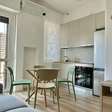 アパート Metro S&m Home, Moderno E Confortevole Con Metro M3 Sotto Casa